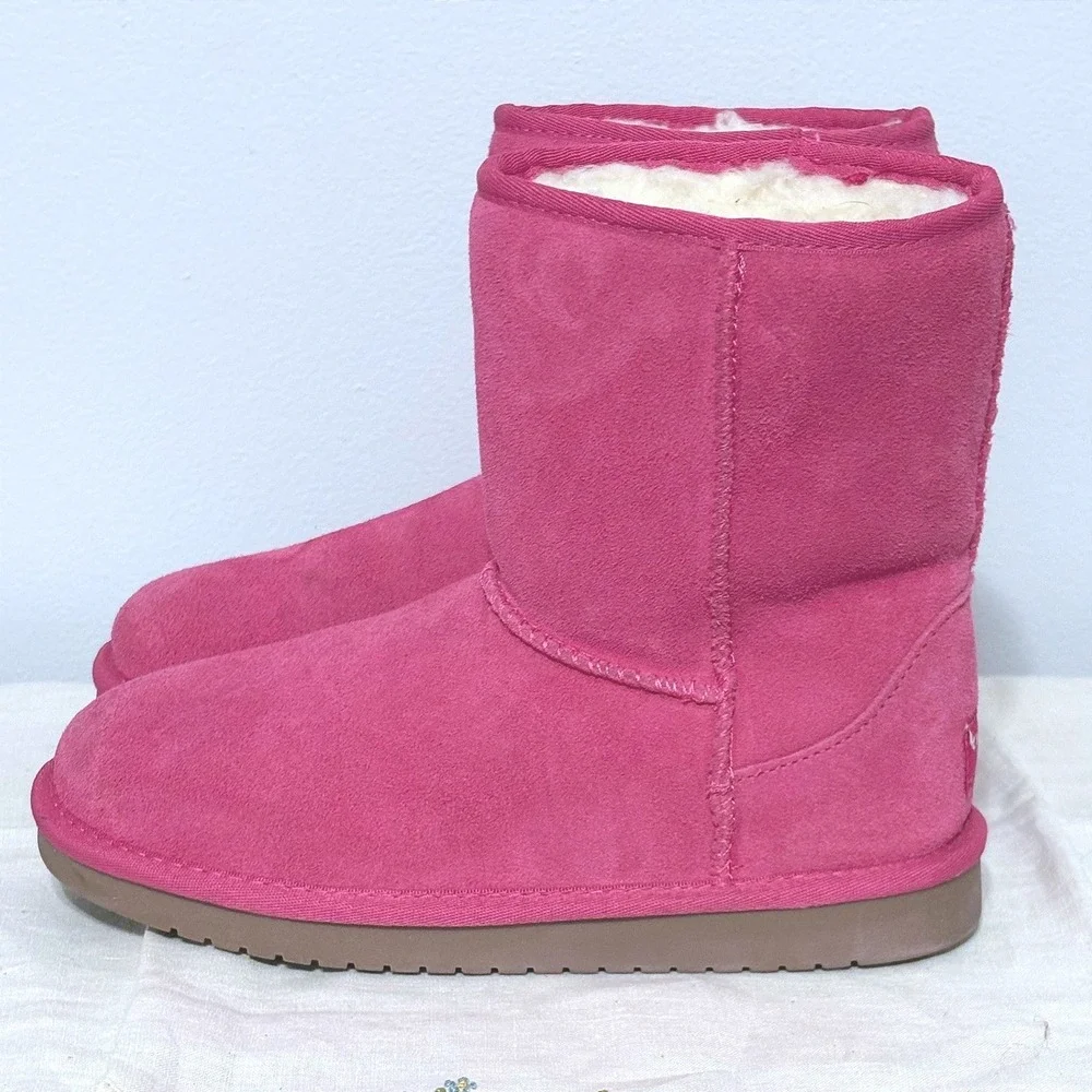 Koolaburra by‎ UGG Victoria Short Pink Suede Boots Kids Size 4  NO BOX